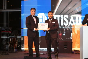 Gallery 4- Business world came together in the 5th foundation year of INTISAD association