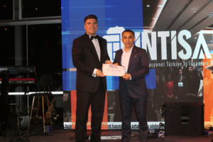 Gallery 4- Business world came together in the 5th foundation year of INTISAD association