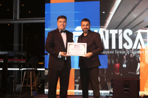 Gallery 4- Business world came together in the 5th foundation year of INTISAD association