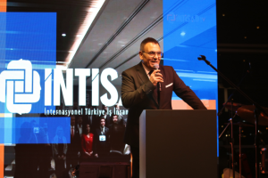 Gallery 4- Business world came together in the 5th foundation year of INTISAD association