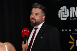 Gallery 6- Business world came together in the 5th foundation year of INTISAD association