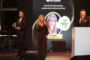 Gallery 3- Business world came together in the 5th foundation year of INTISAD association